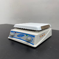 Benchmark H4000-HS Hotplate Magnetic Stirrer image 1